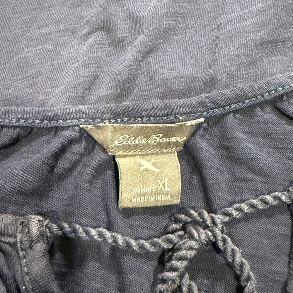 Eddie Bauer Blue‎ Short Sleeve Blouse with V-Neck - Picture 3 of 3